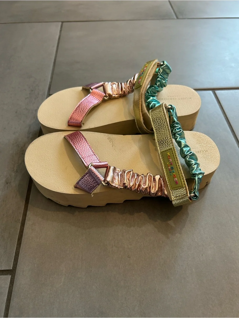 Kurt Geiger London “Mini Orion